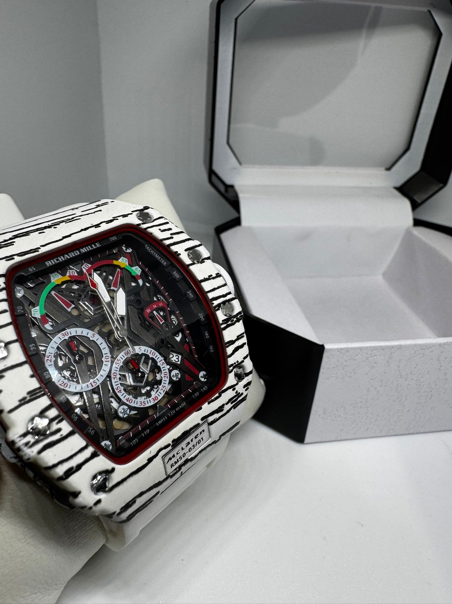 RELOJ RICHARD MILLE ZEBRA Y NEGRO