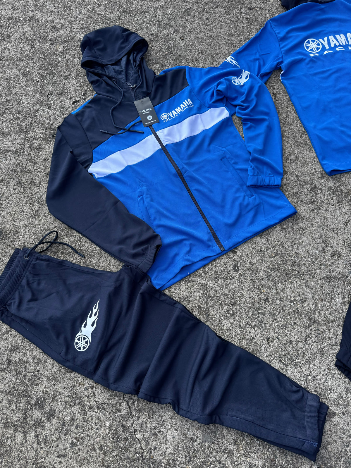 Chandal Yamaha azul logo blanco