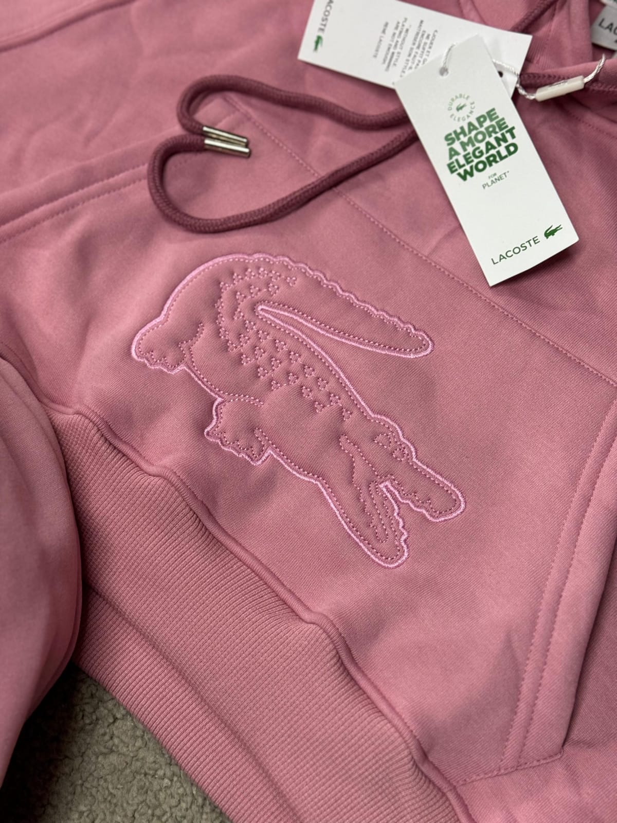 Chandal LACOSTE crop rosa logo en grande