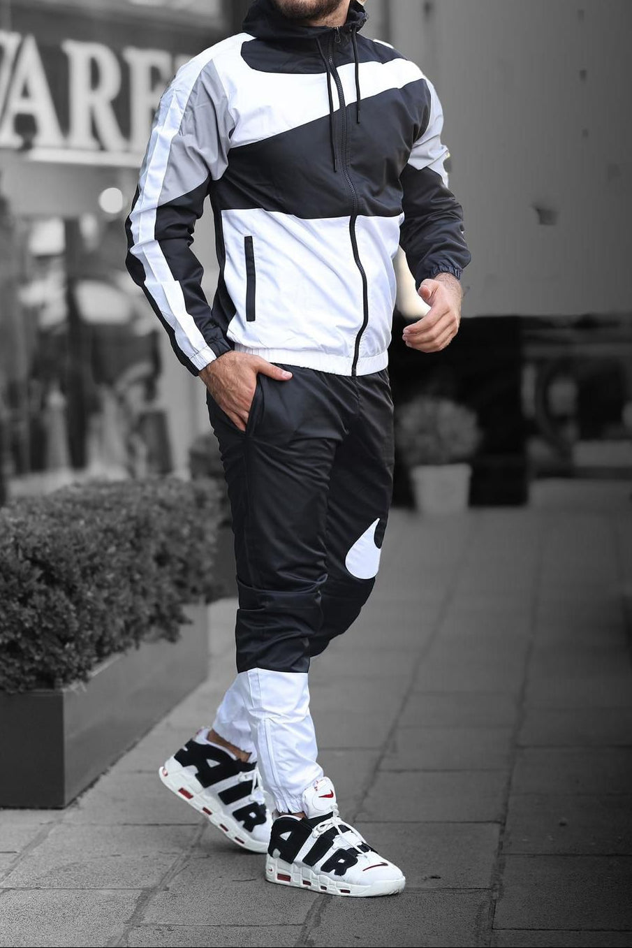 Cortavientos nike negro blanco