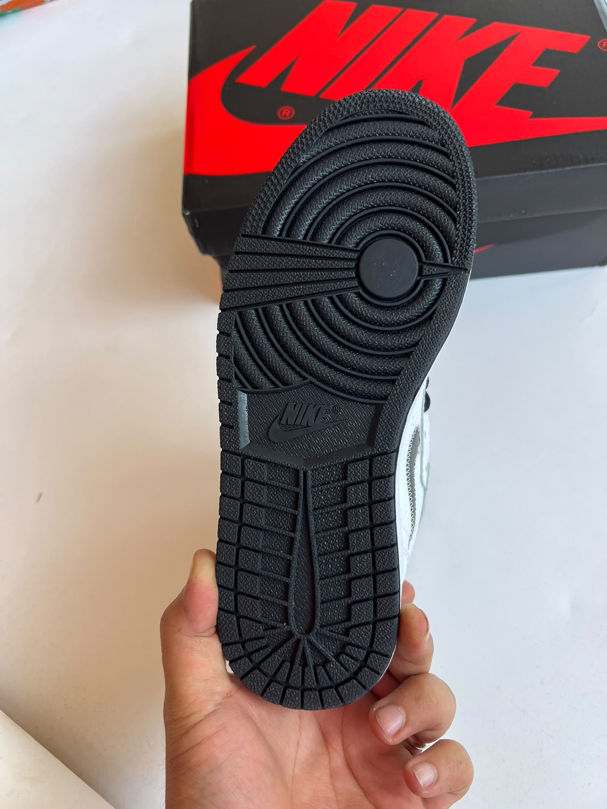 Jordan 1 mid blancas logo negro x LV