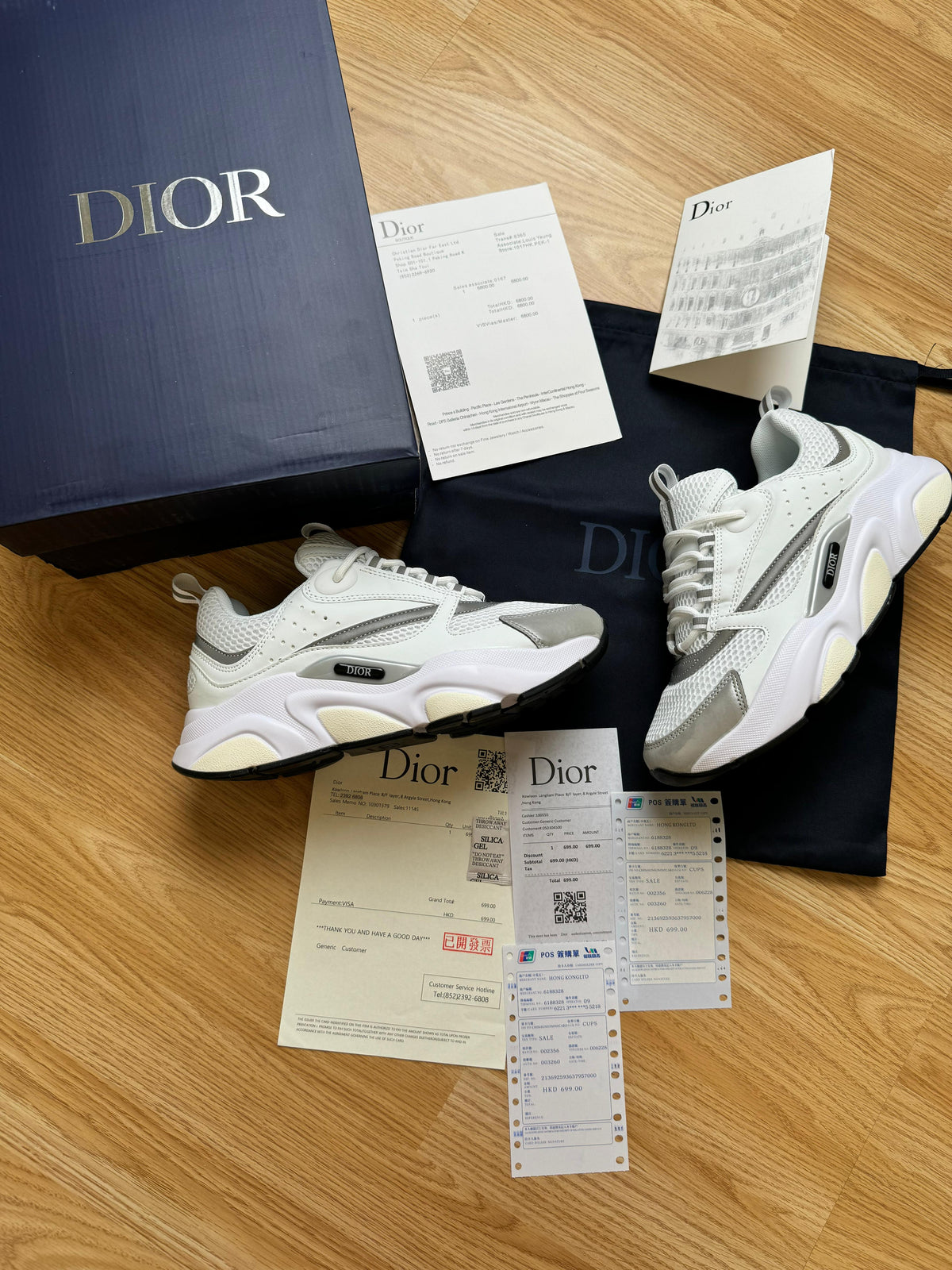 Dior B22 blancas detalles grises