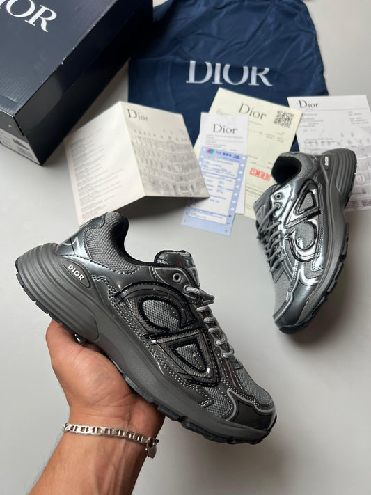 Dior B30 grises logo gris detalles negros