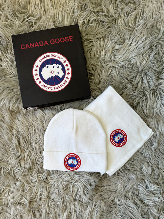 GORRO Y BUFANDA BLANCO CANADA GOOSE