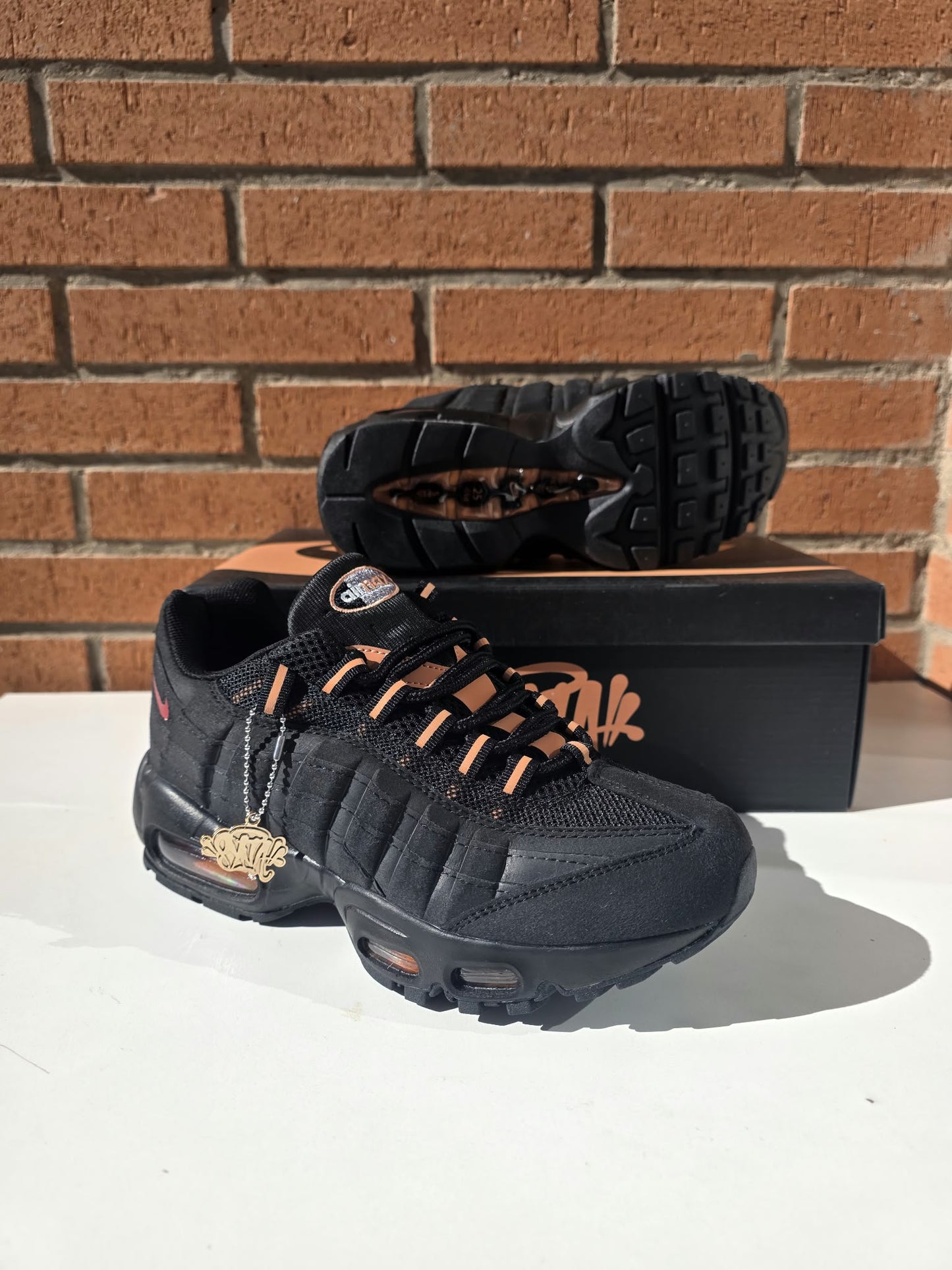 Nike Air Max 95 Central Cee negras