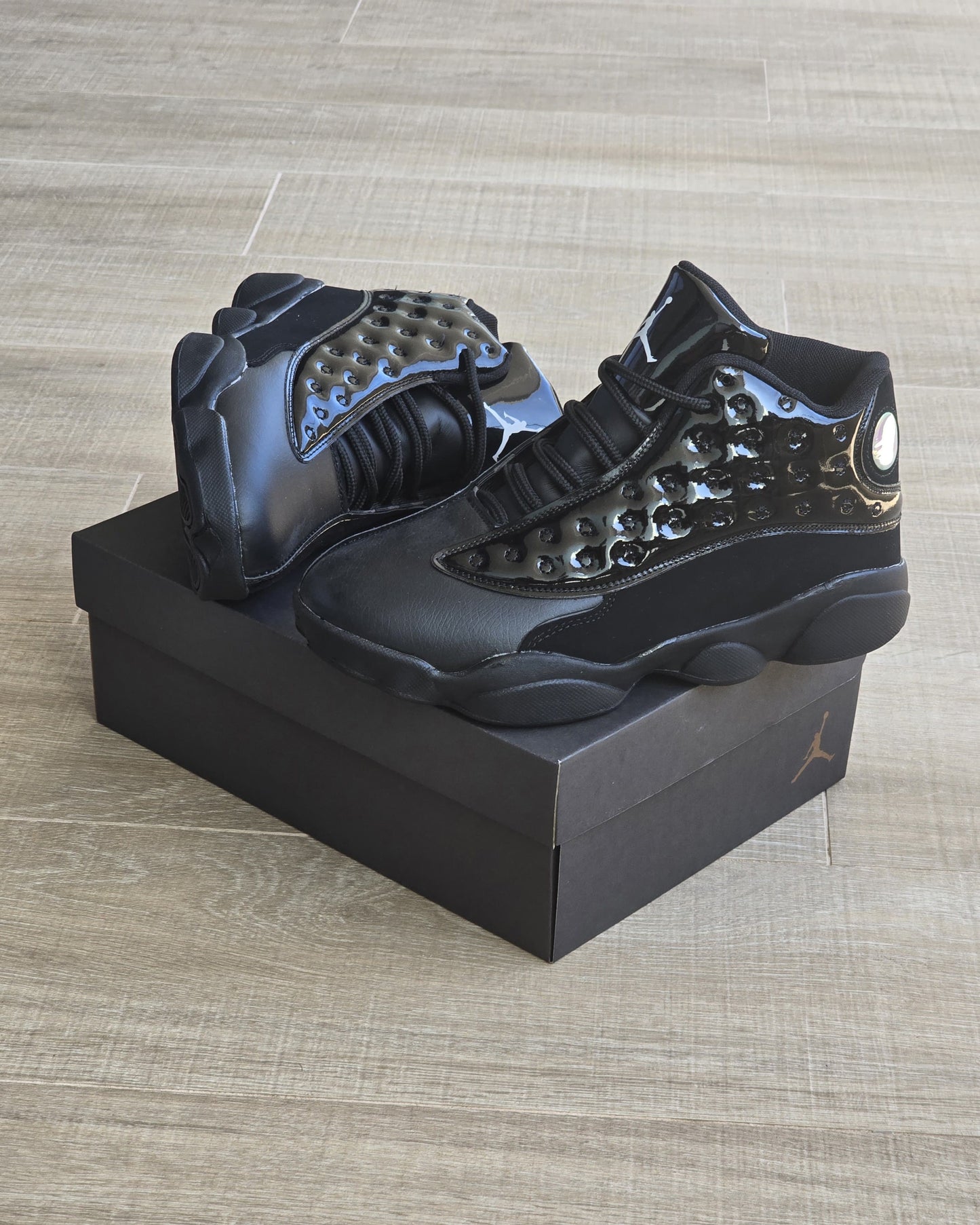 Jordan 13 negra