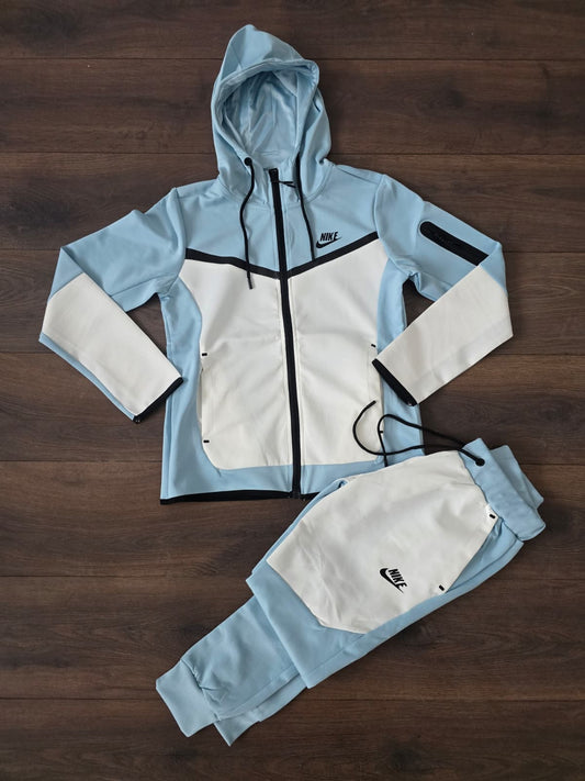Chandals nike tech blanco azul