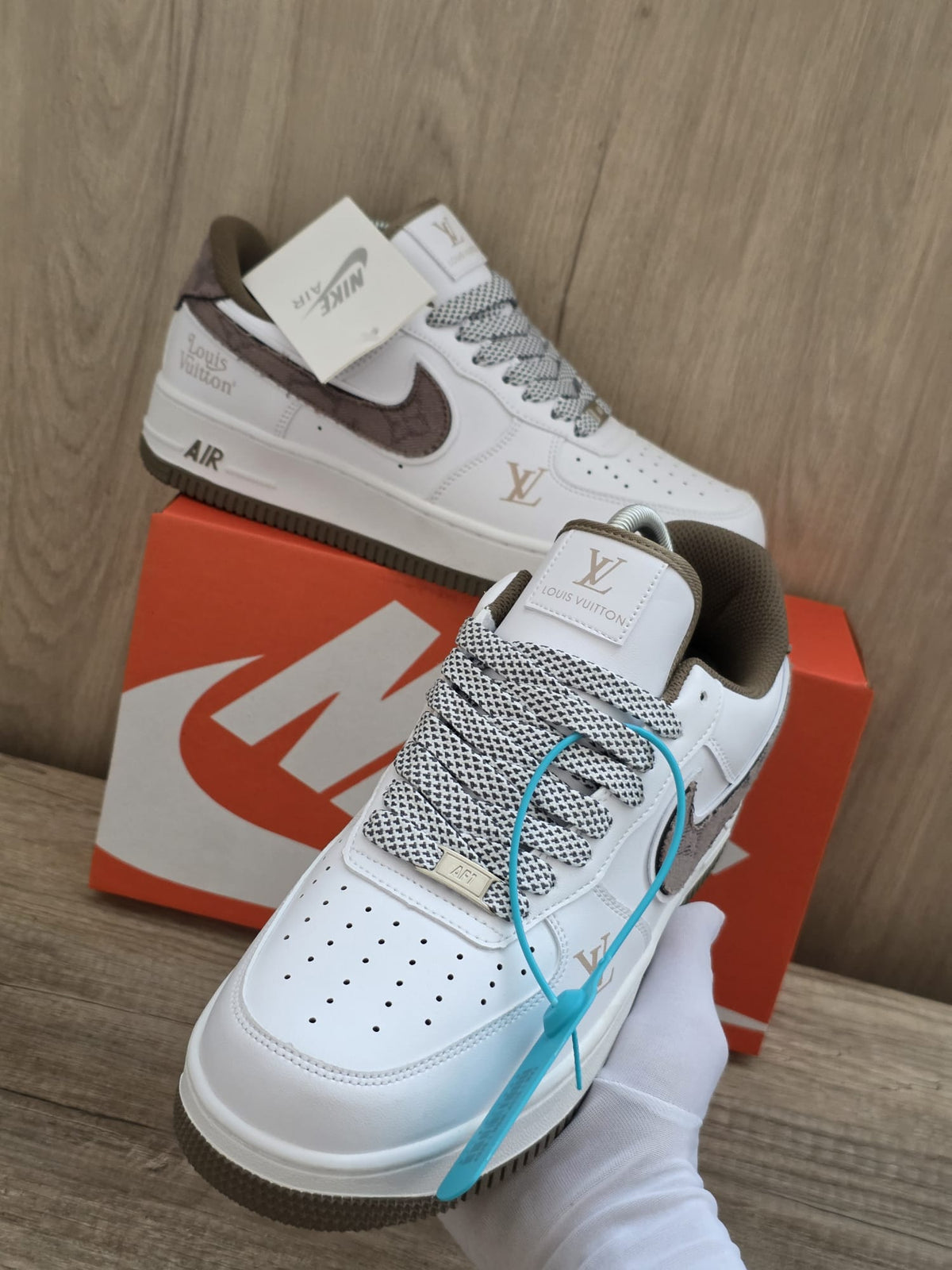Force Lv Blanco Marron