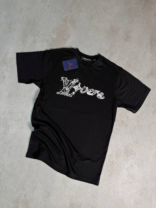 Camiseta LV negro logo brillante blanco