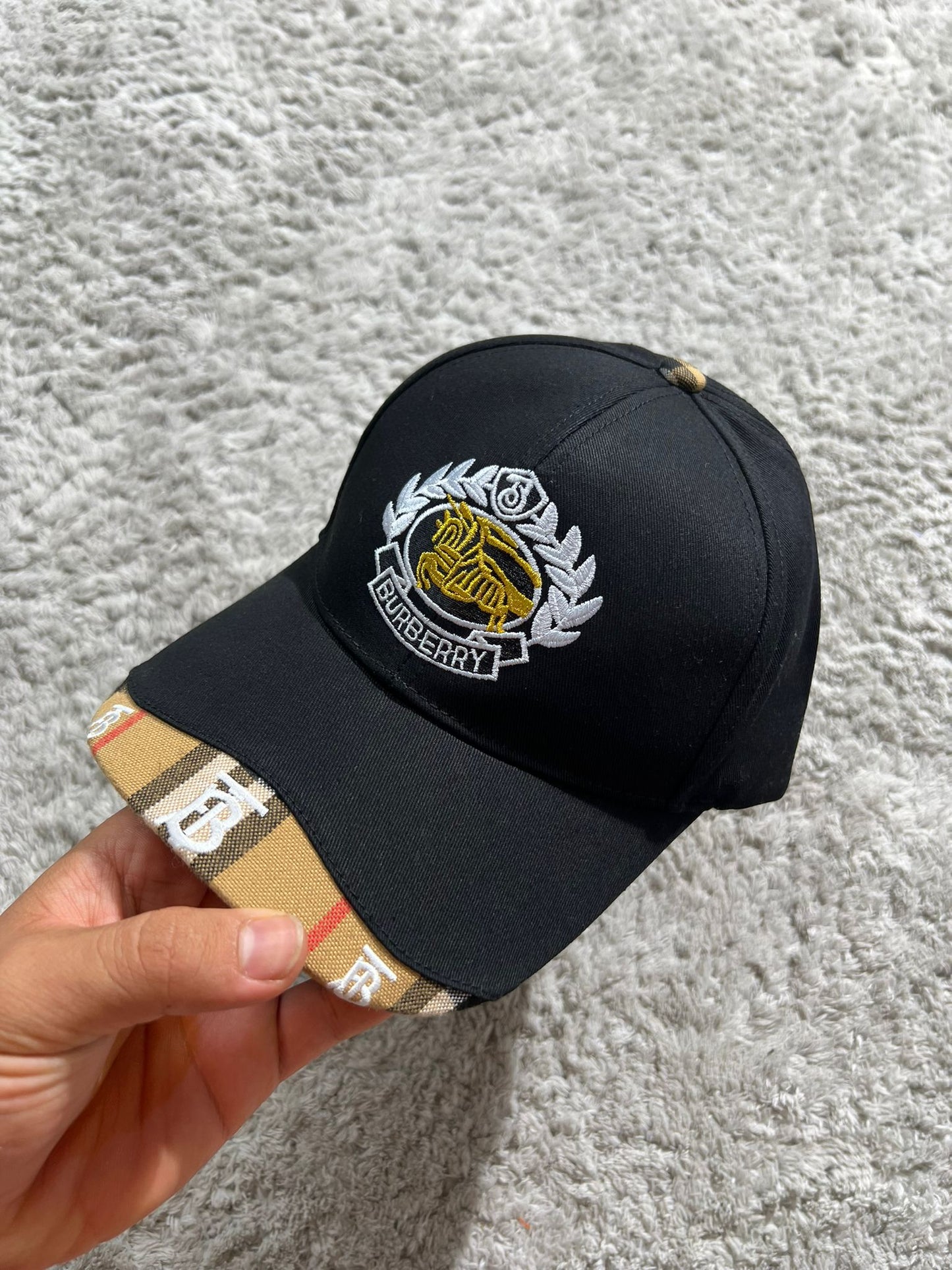 Gorra Burberry G5 negra