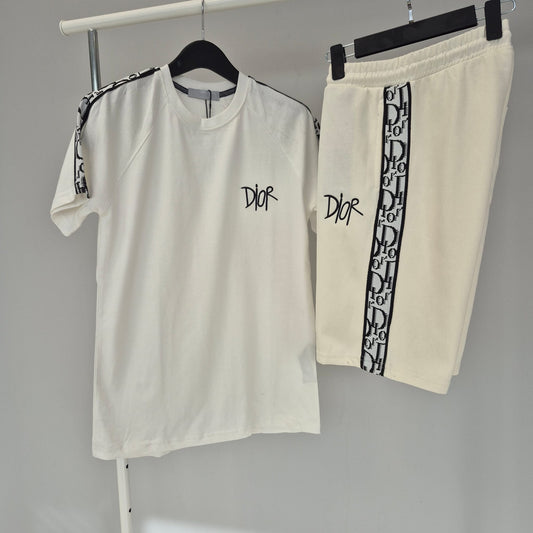 Conjunto dior blanco logo negro detalles negros