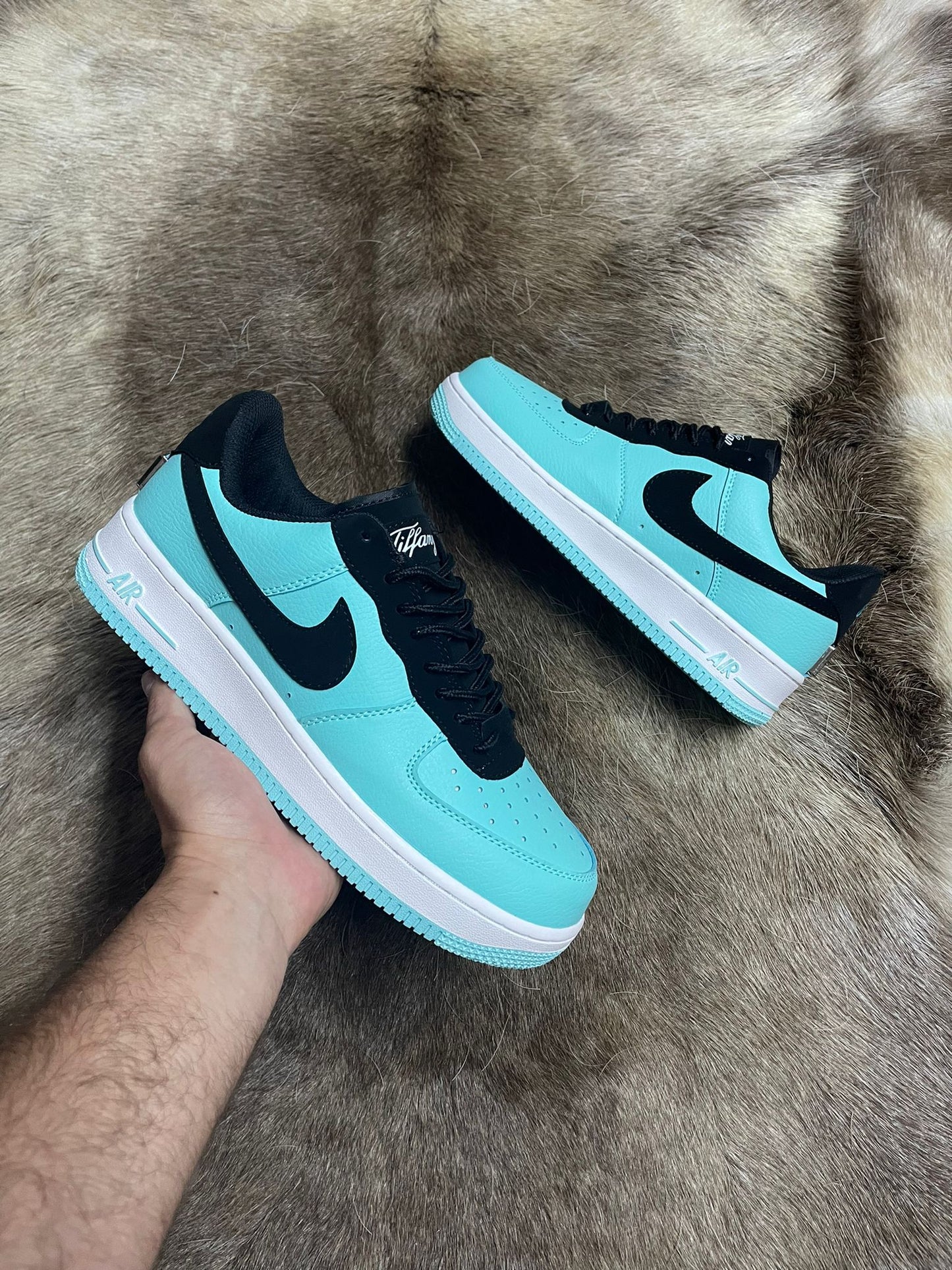 Air force 1 azules logo negro x tiffany