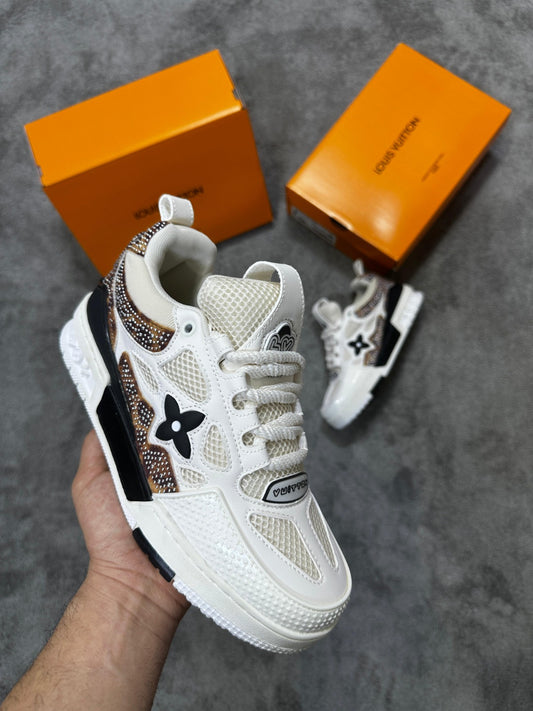 LV skate blancas logo negro detalles marrones