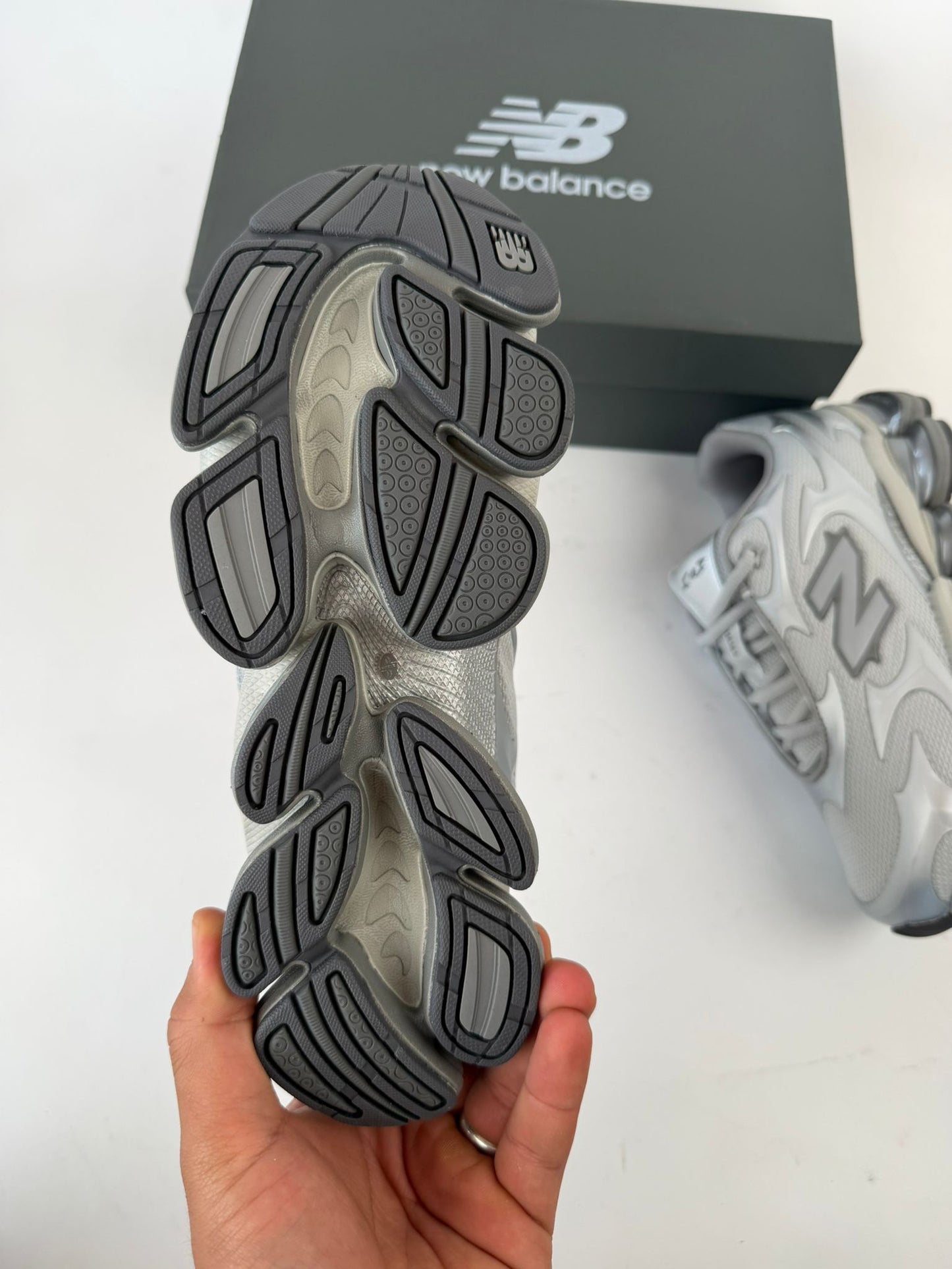 New Balance 2000 grises