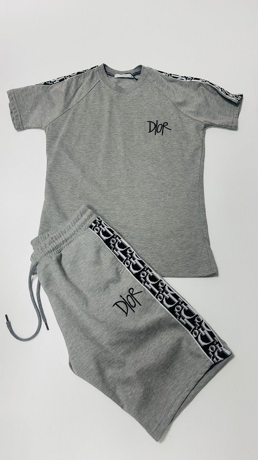 Conjunto Dior gris logo negro