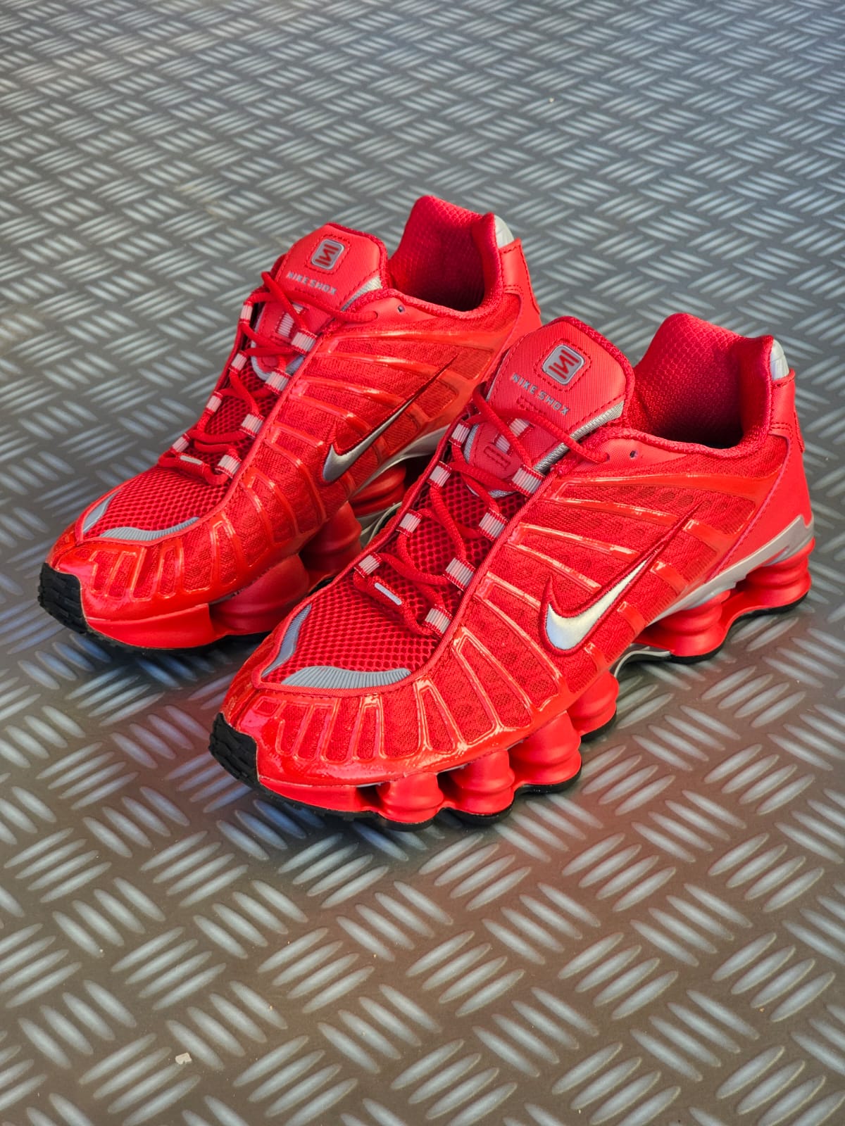 Nike Shox rojas