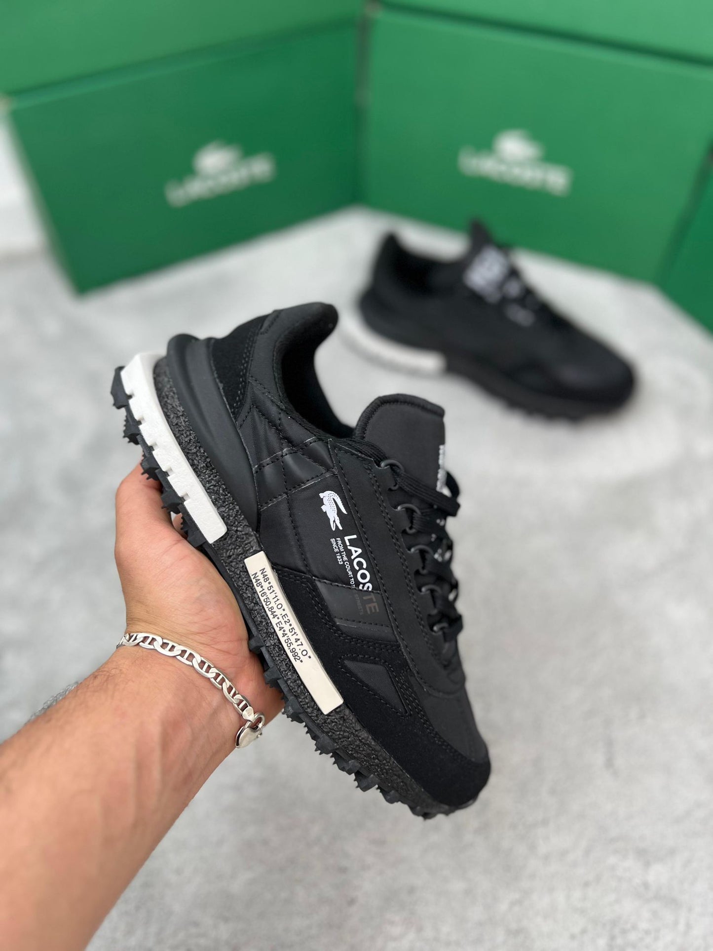 Zapatillas Lacoste Elite Active negra logo blanco