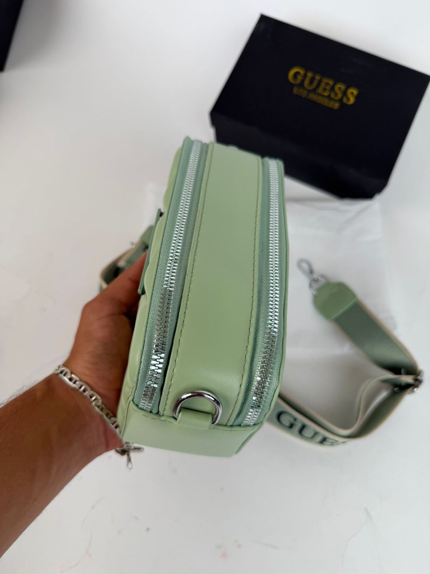 Bolso Guess verde logo negro