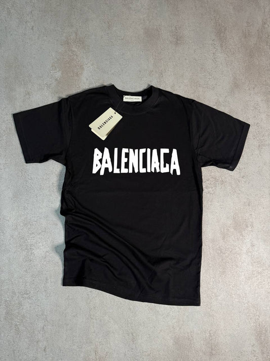 Camiseta Balenciaga negro logo blanco grande