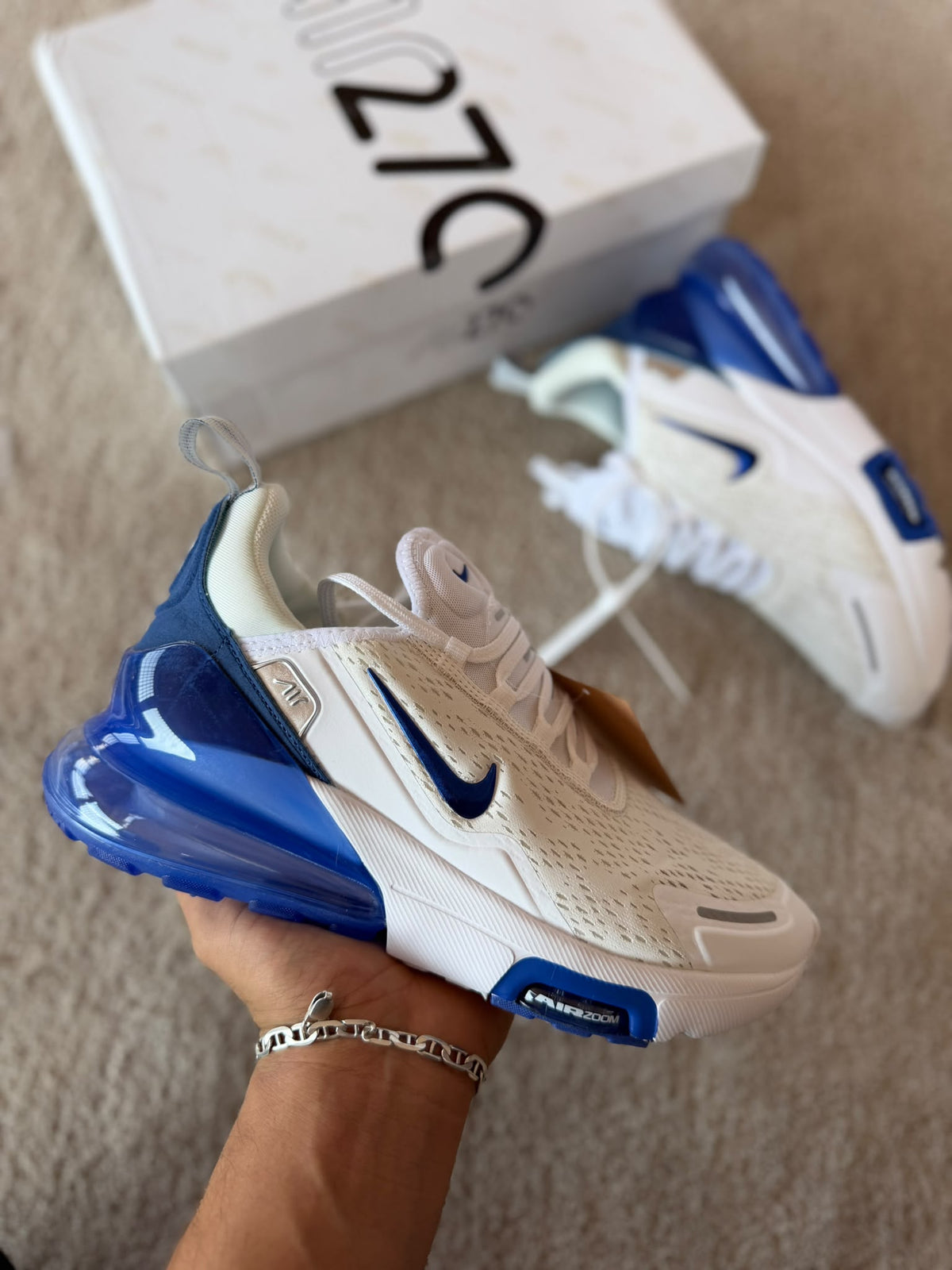 Air max 270 blanca logo azul