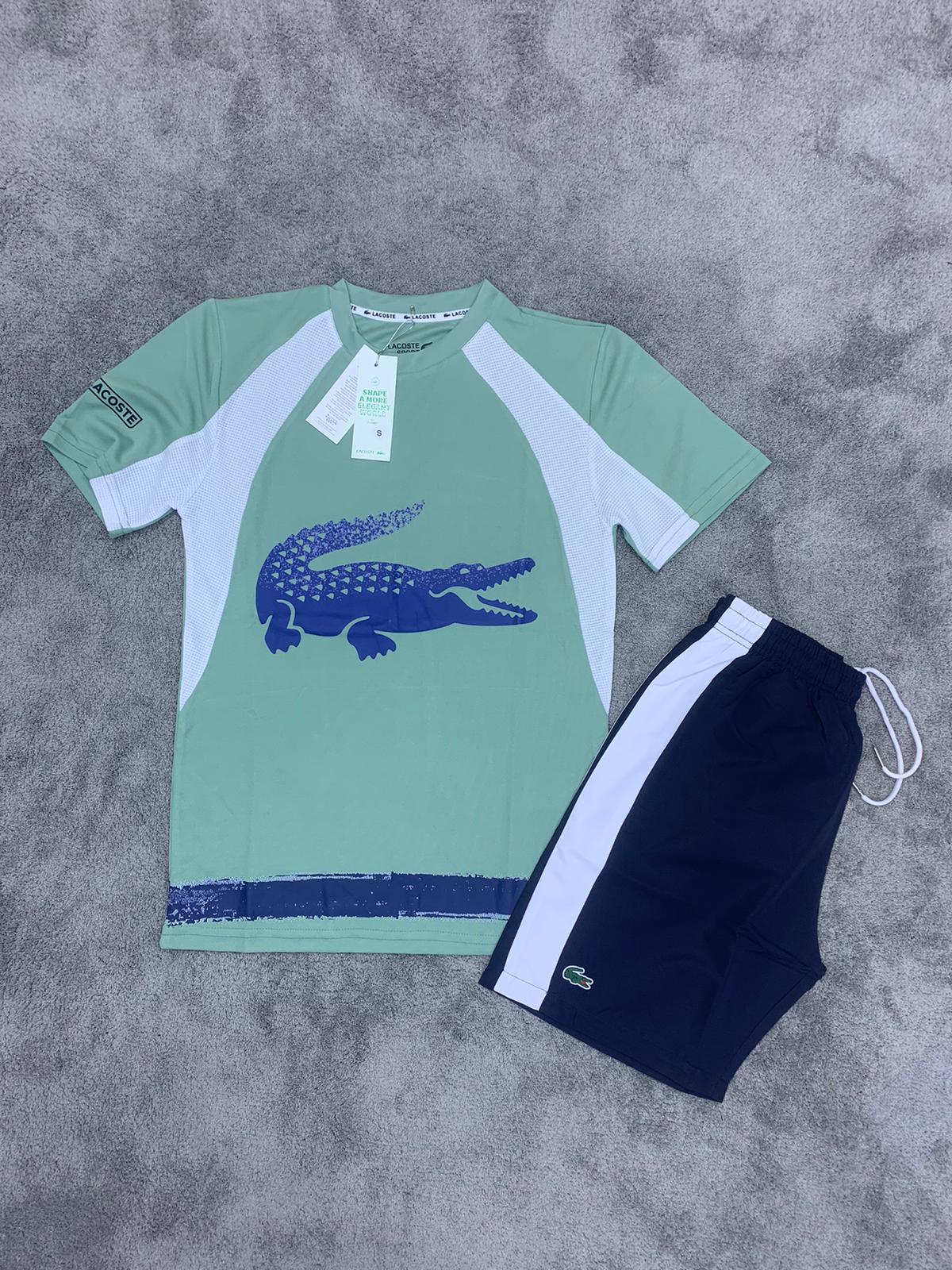 Conjunto corto lacoste verde logo azul detalles blancos