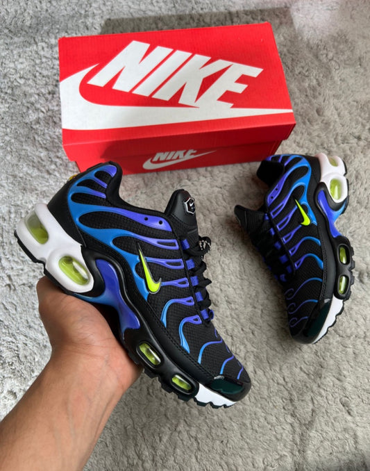 Nike tn negras logo fluor detalles azules y morados