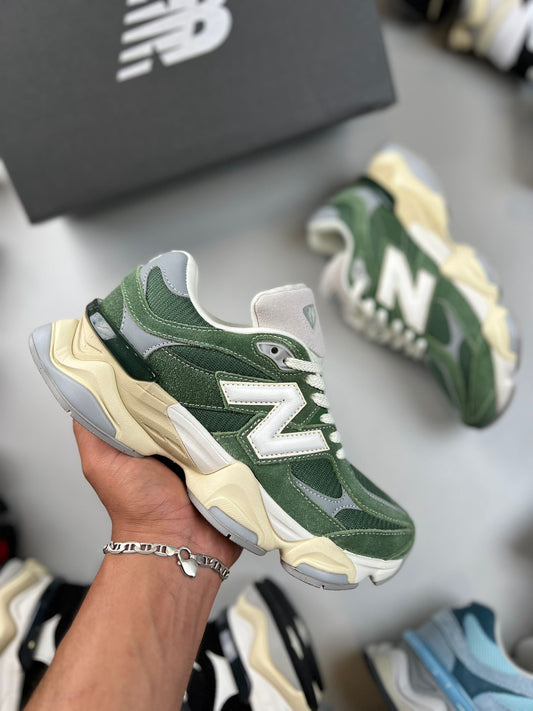 NEW BALANCE 9060 verde logo blanco contorno beige
