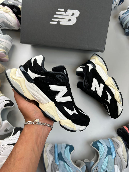 NEW BALANCE 9060 negras logo blanco contorno beige