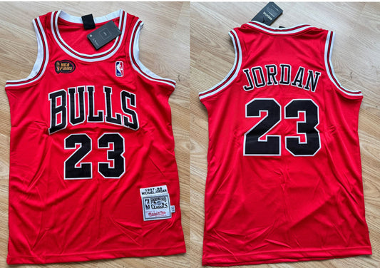 Camiseta Chicago Bulls roja y negra detalles blancos