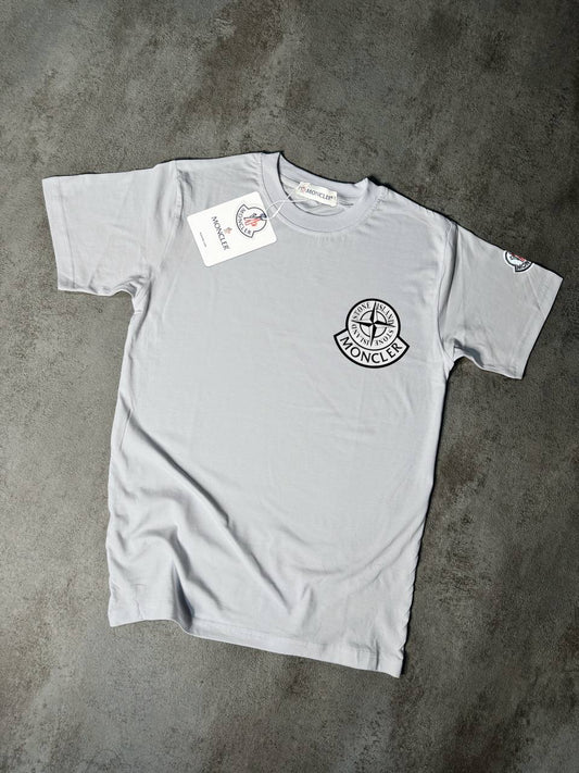 Camiseta Moncler x Stone Island logo negro letras negras