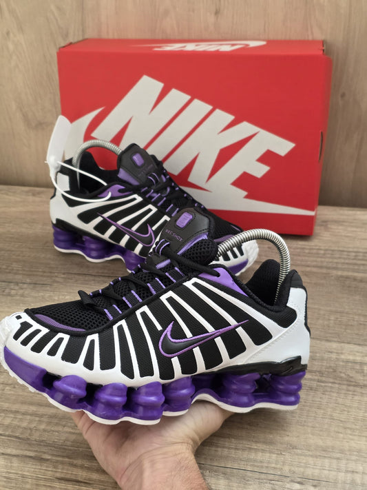 Shox negra blanca lila