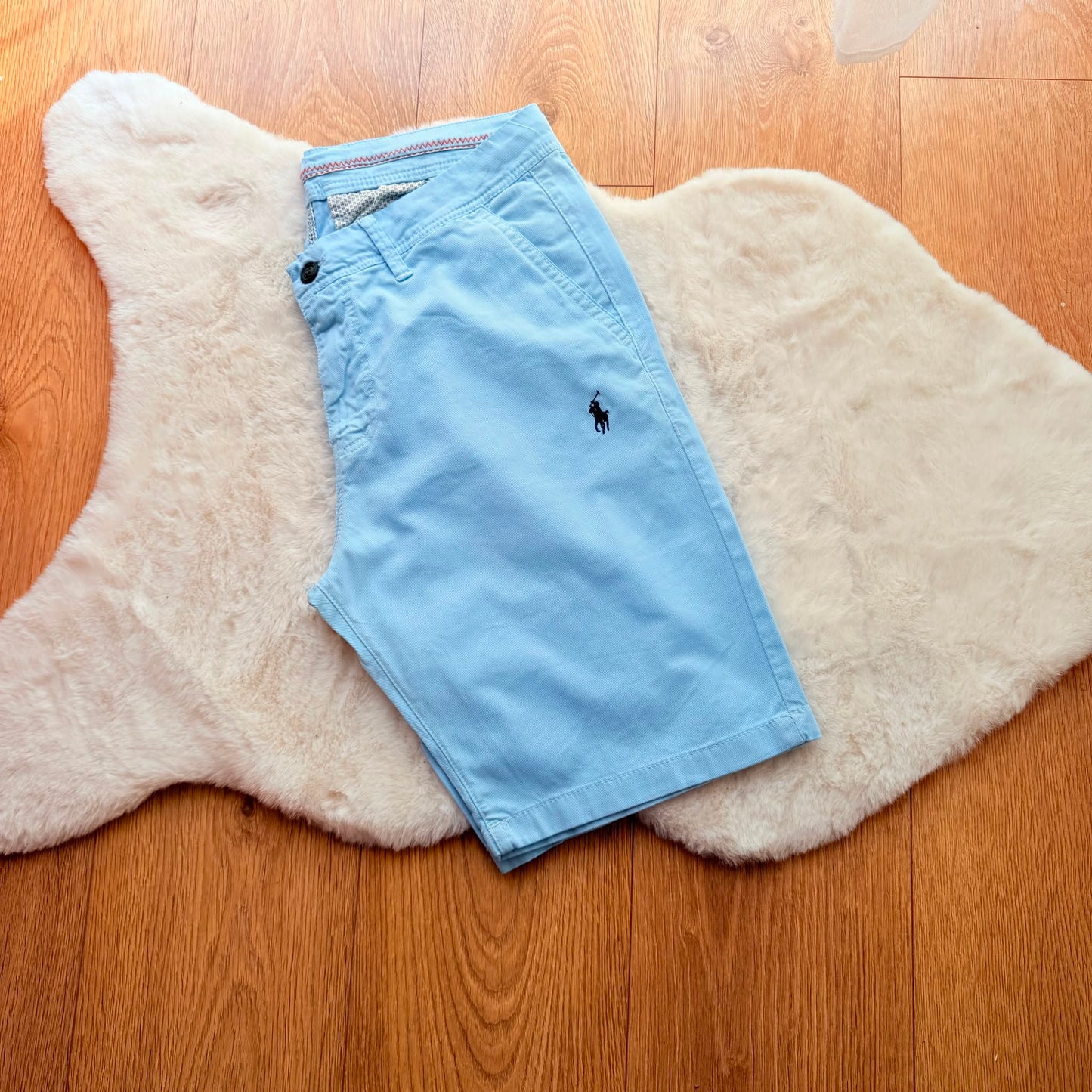 Pantalon corto Ralph Lauren azul claro logo negro