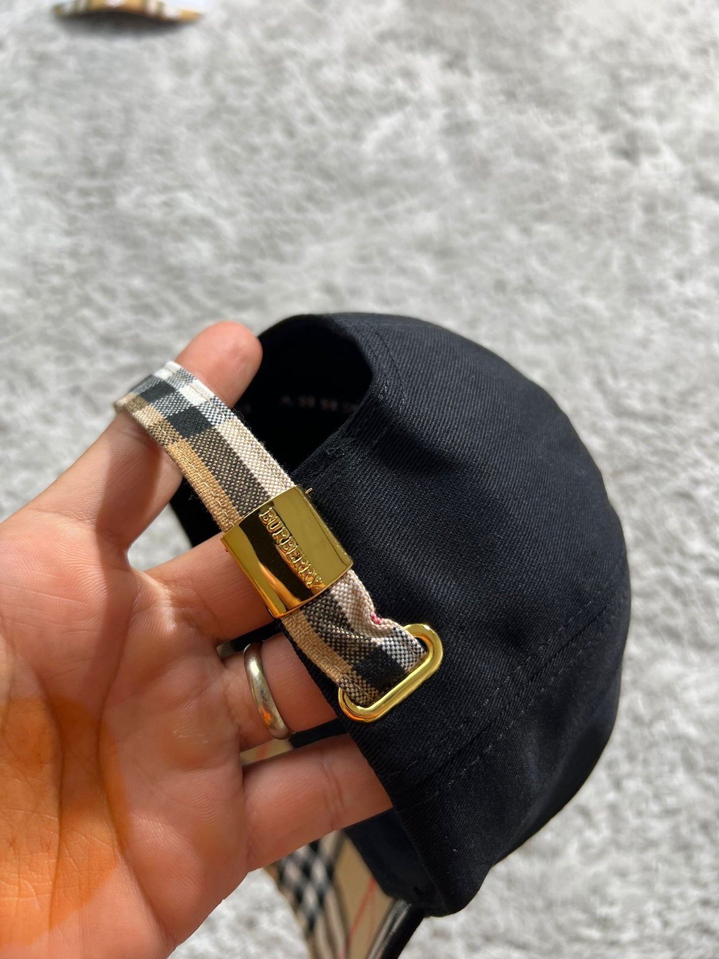 Gorra Burberry G5 negra