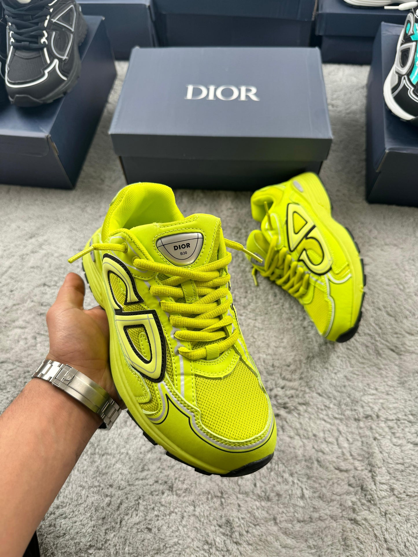 DIOR B30  amarillas