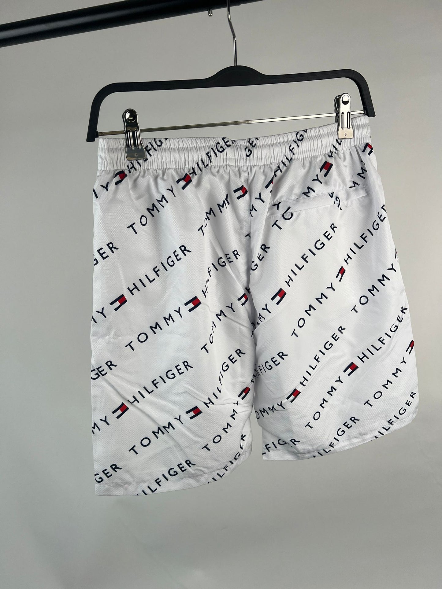 PANTALON CORTO BLANCO TOMMY