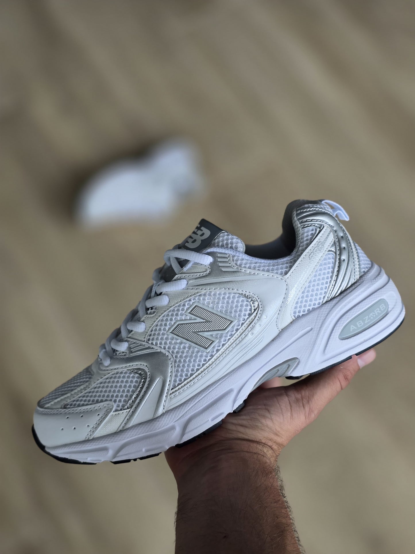 NEW BALANCE 530 BLANCA