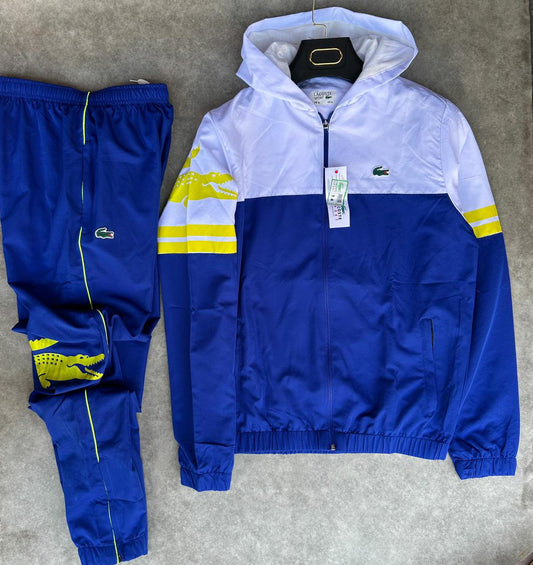 Chandal lacoste azul y blanco logo verde detalles fluor
