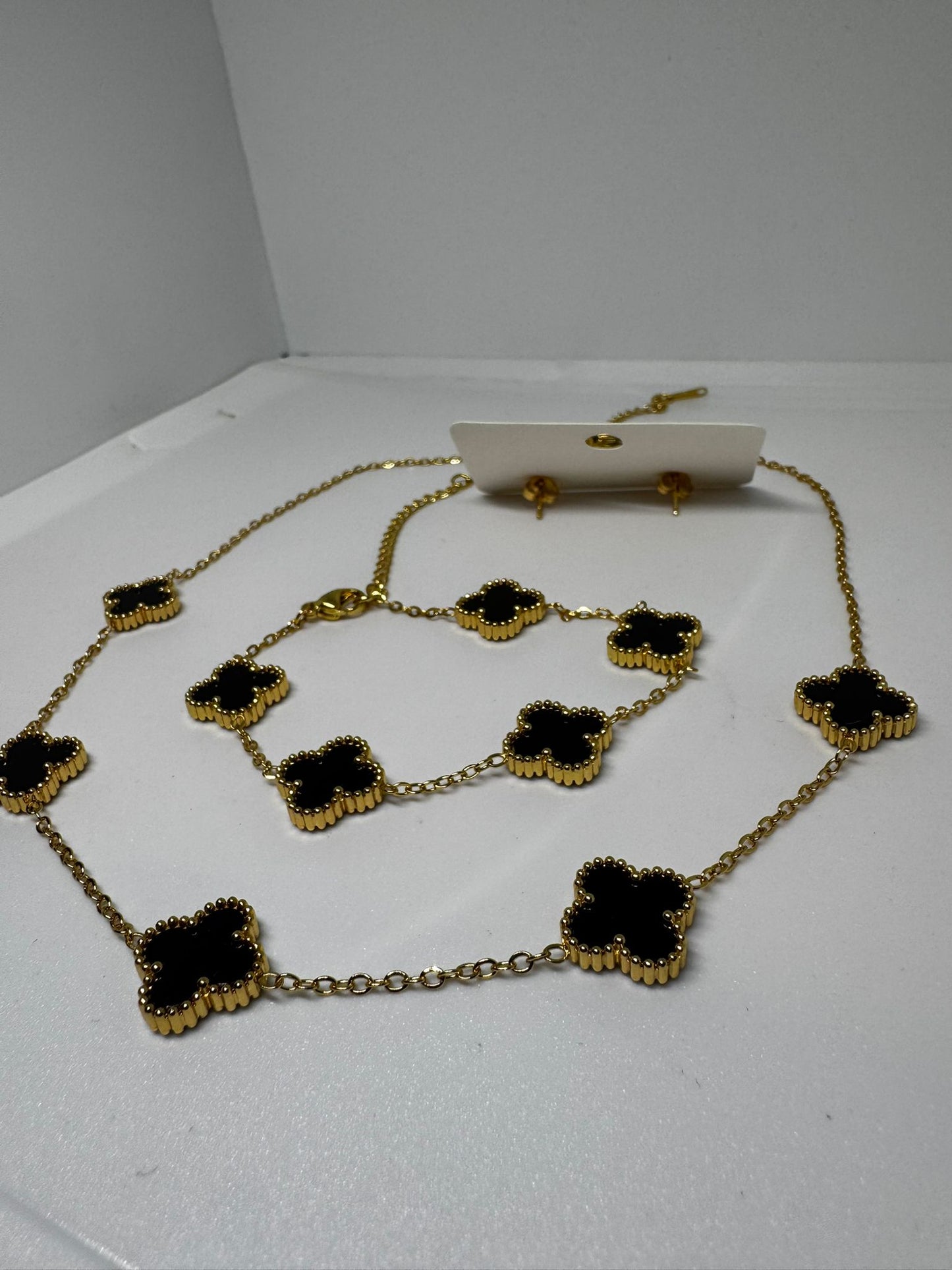 Pack de 3 Collares dorado y negro