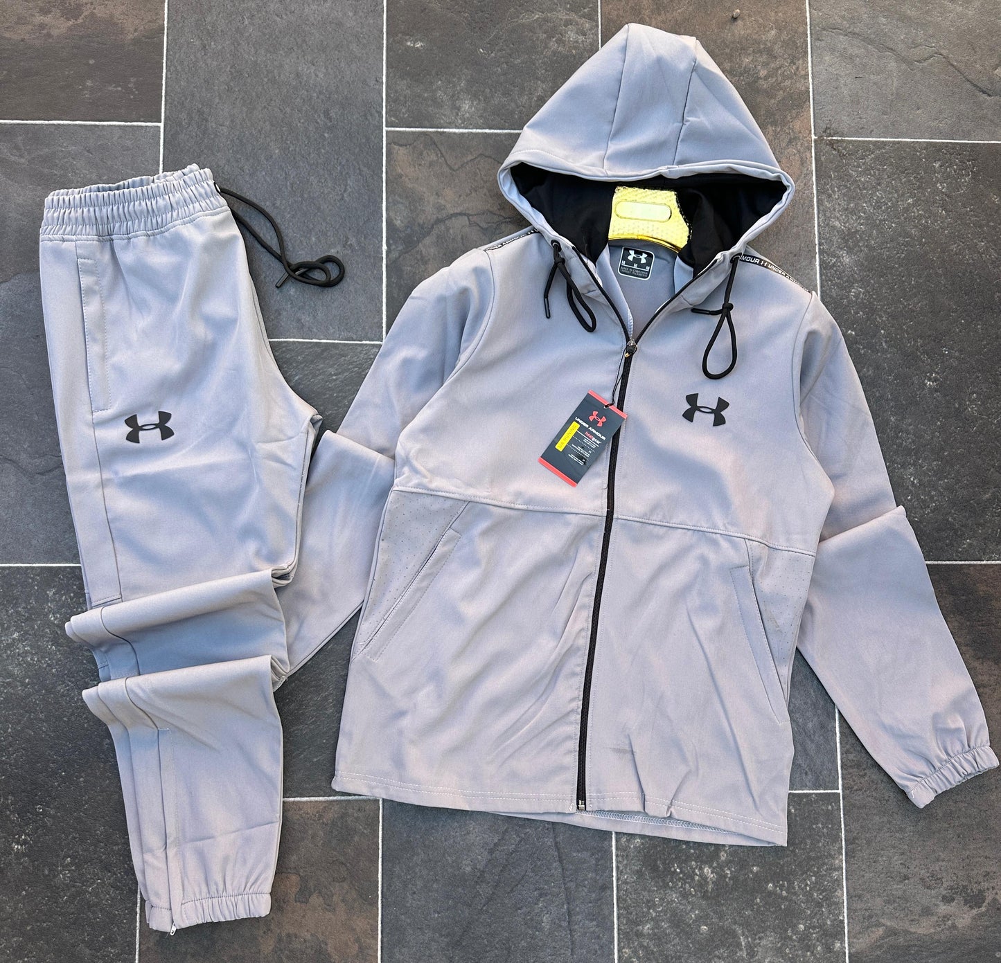 Chandal under armour blanco logo negro