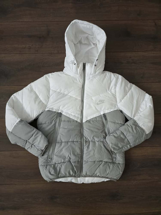 Abrigo nike blanco gris