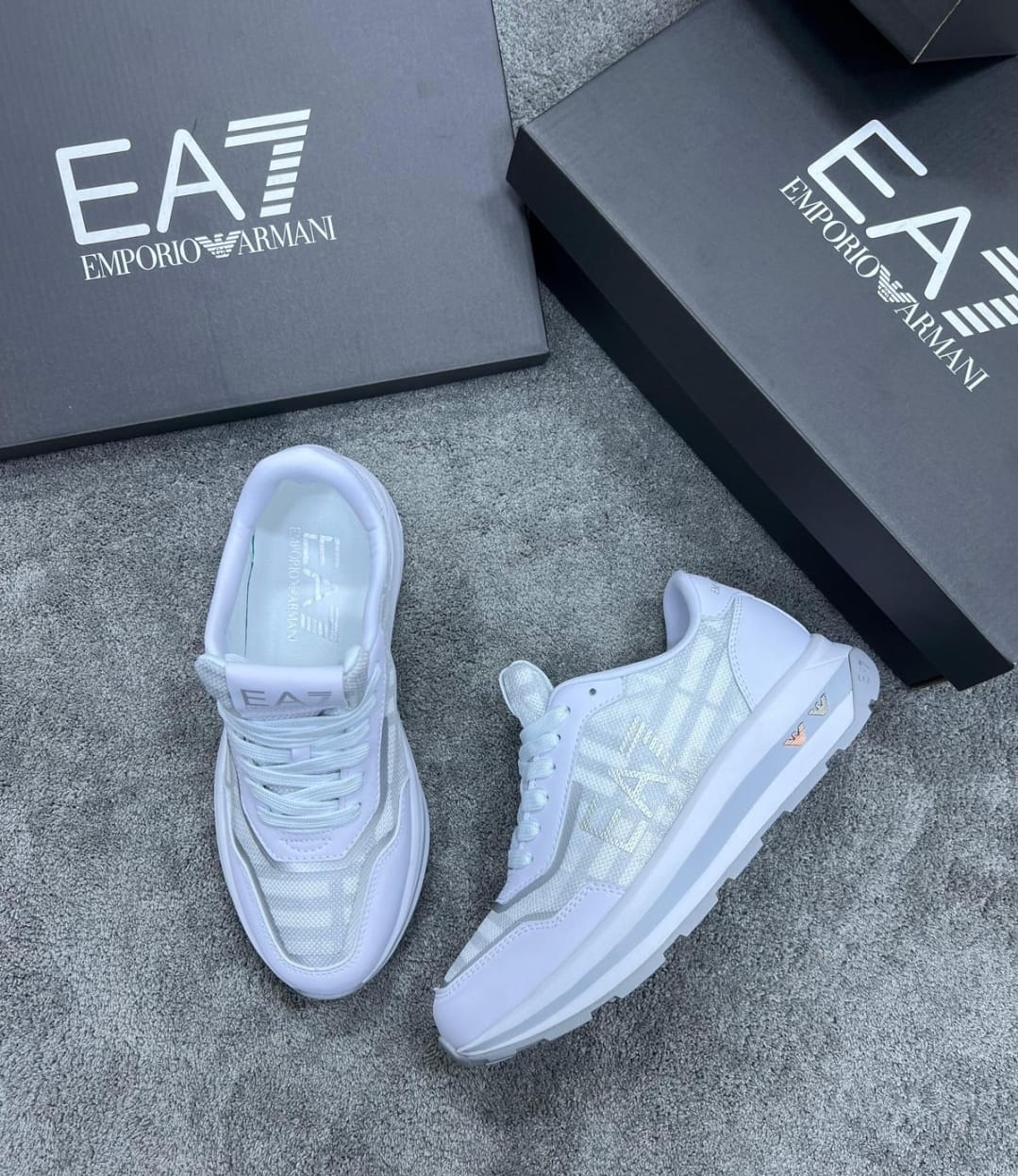 Emporio Armani blancas
