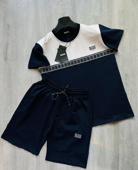 CONJUNTO HUGO BOSS blanco y azul marino detalles negros logo negro