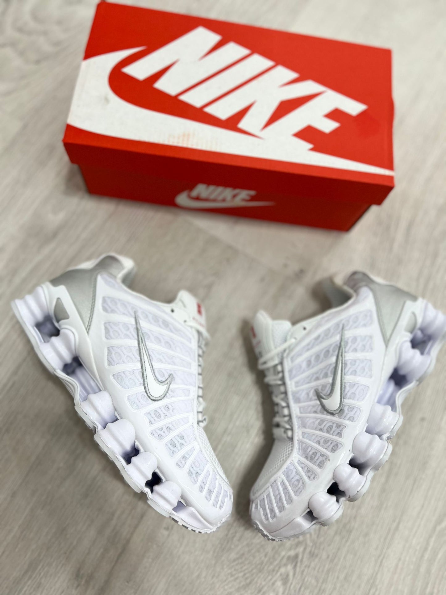 Nike shox blancas