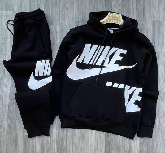 Chandals nike negro logo grande