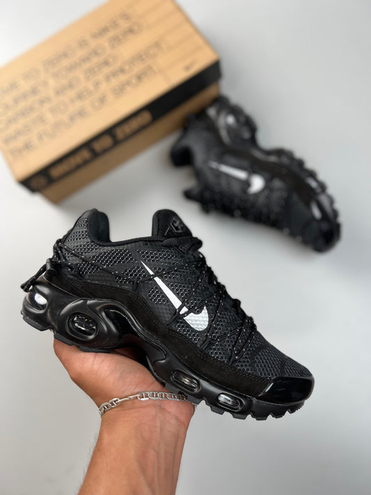 Tn utility negras logo blanco