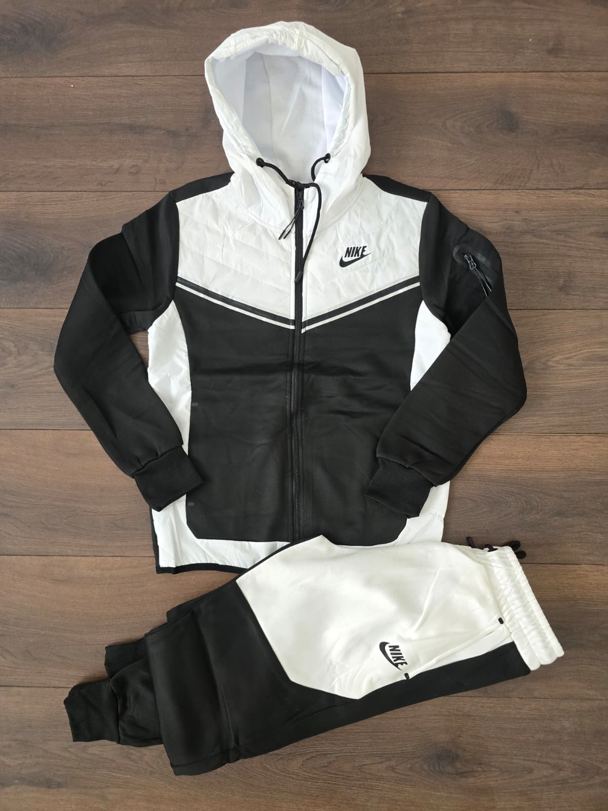 Chandals nike tech new blanco negro