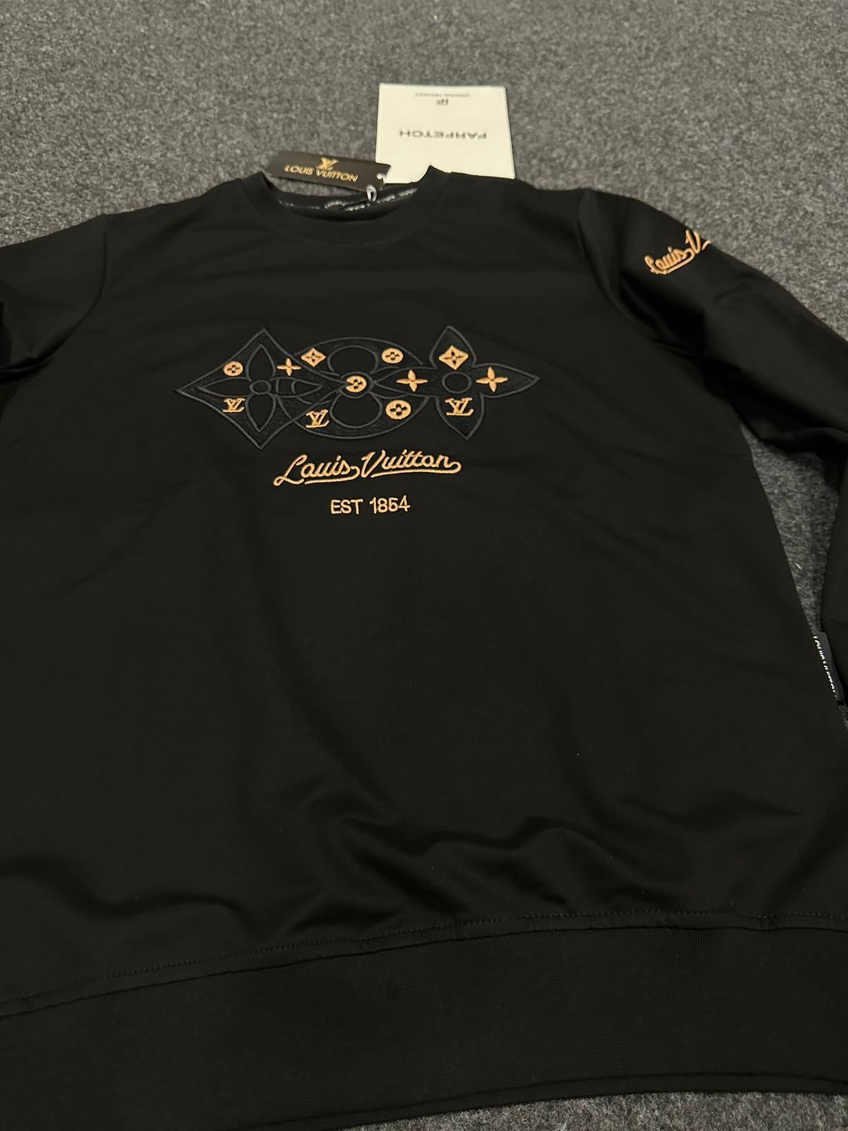 Sudadera LV negra