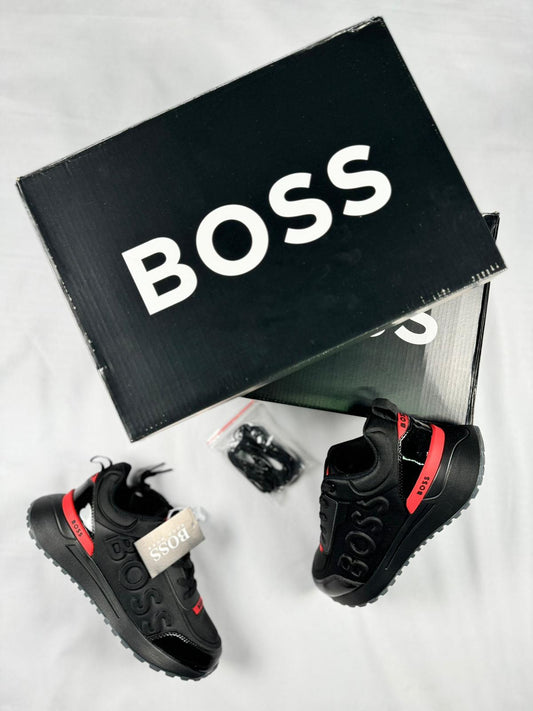 Hugo Boss negras detalles rojos