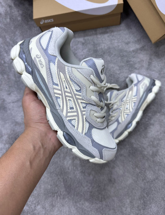 Asics GEL-NYC beige logo beige detalles grises