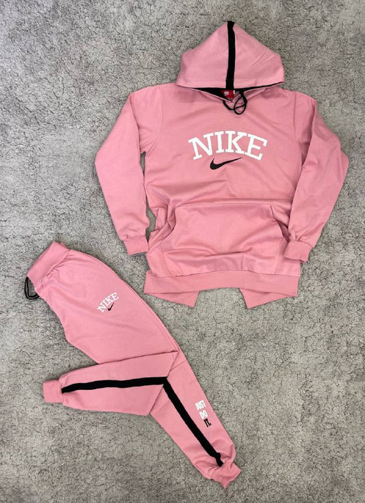 CHANDAL NIKE  ROSA LOGO NEGRO Y BLANCO